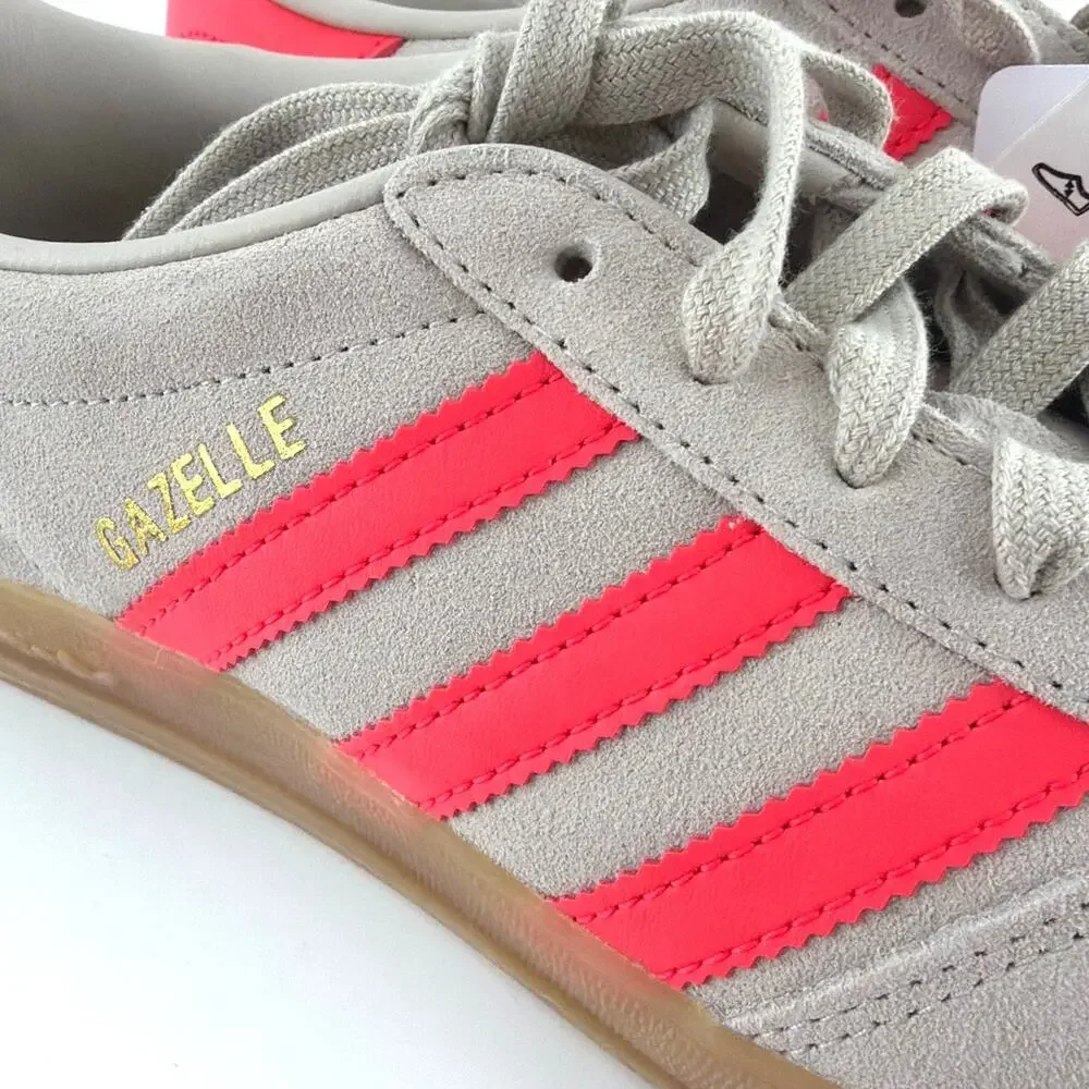 Adidas Men's Beige Lucid Red Cloud White Gazelle Indoor Sneakers Size 5